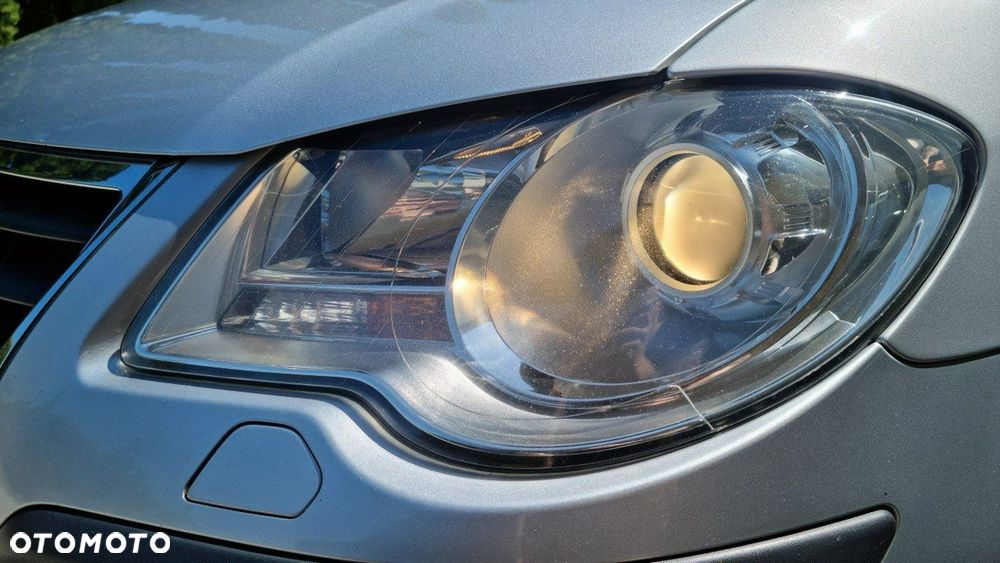 Volkswagen Touran - 17