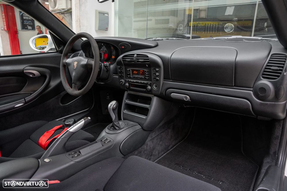 Porsche 911 (996) GT3 - 11