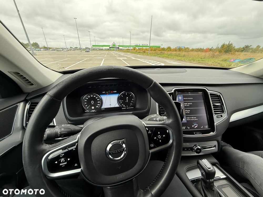 Volvo XC 90 D5 AWD Momentum - 3