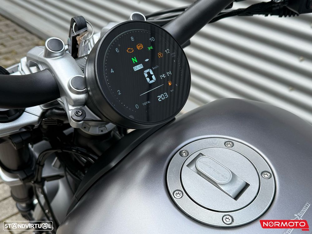 Benelli Leoncino 400 Bobber - 7