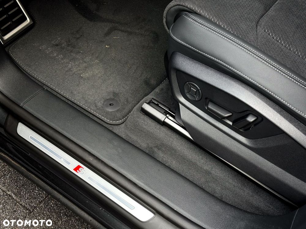Audi Q8 - 19