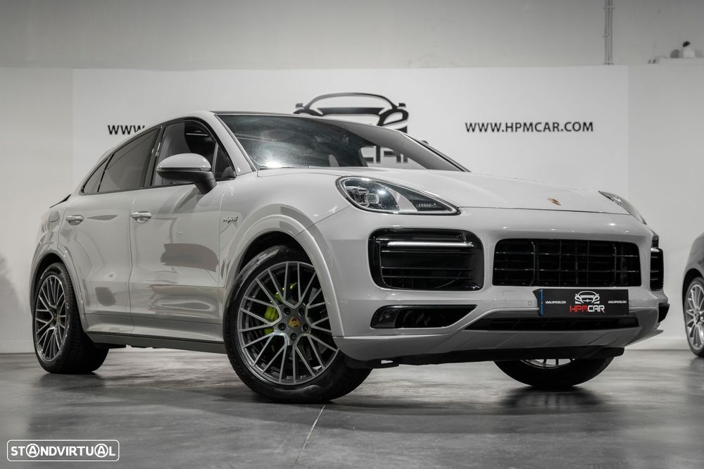 Porsche Cayenne Coupé E-Hybrid - 1