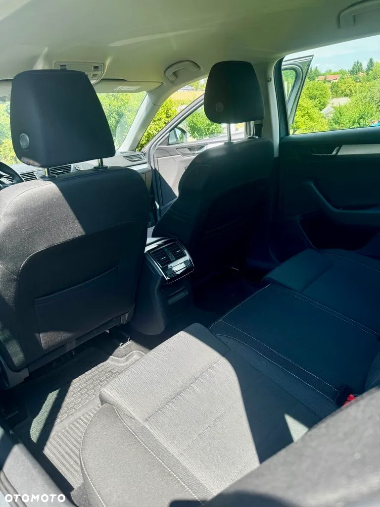 Skoda Superb 2.0 TDI Ambition - 13