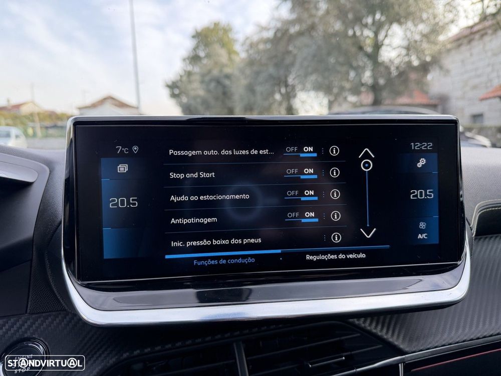 Peugeot 208 1.2 PureTech GT - 38