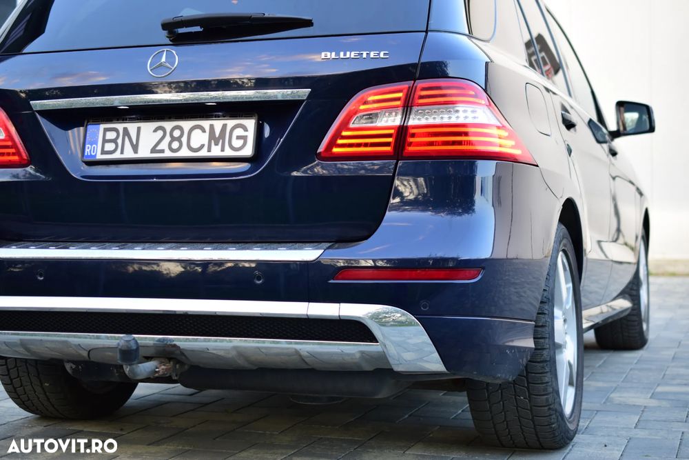 Mercedes-Benz ML - 14