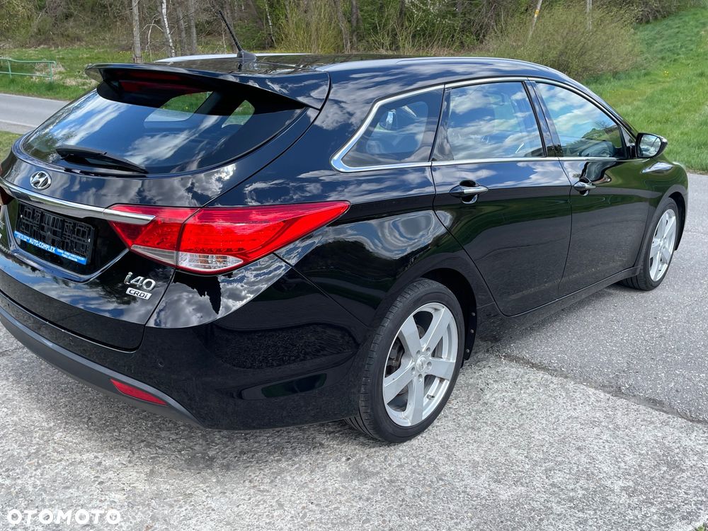 Hyundai i40 i40cw 1.7 CRDi Fifa World Cup Edition - 2