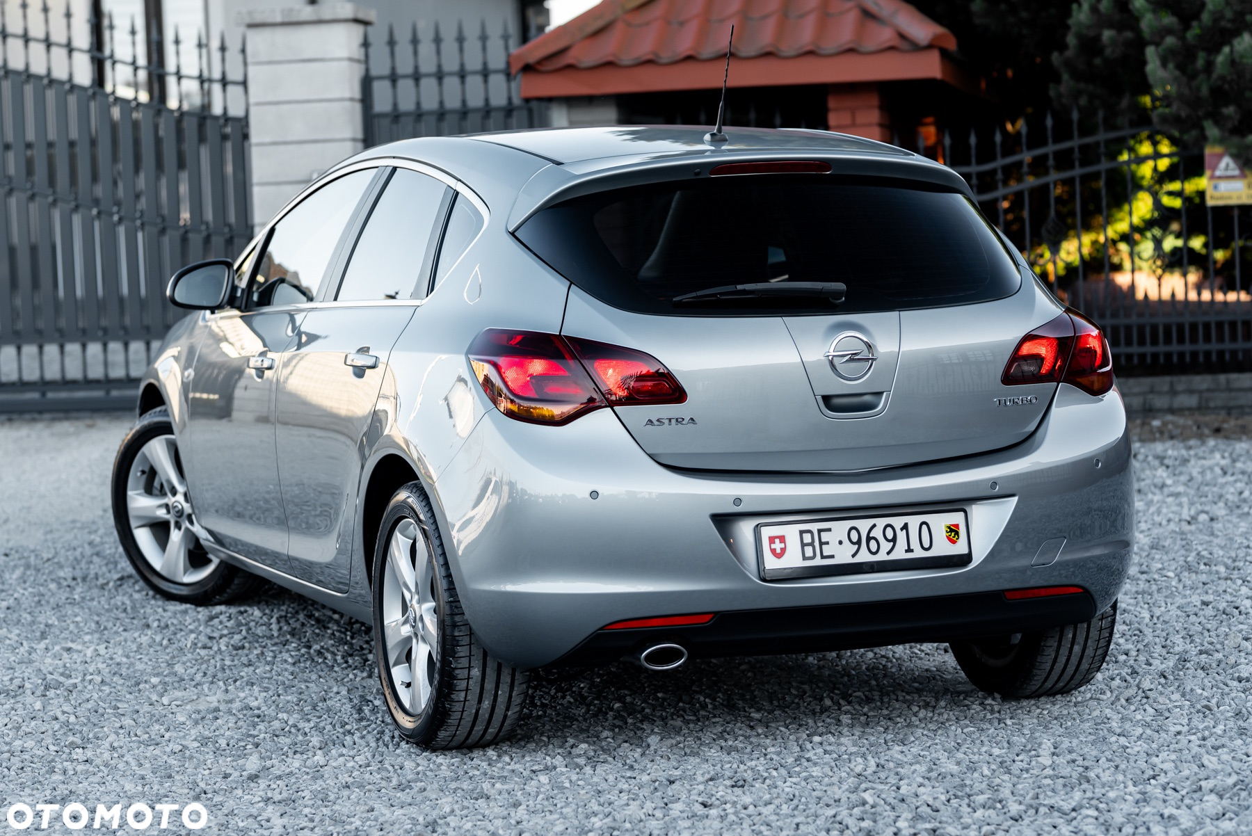 Opel Astra 1.6 Turbo Sport - 17