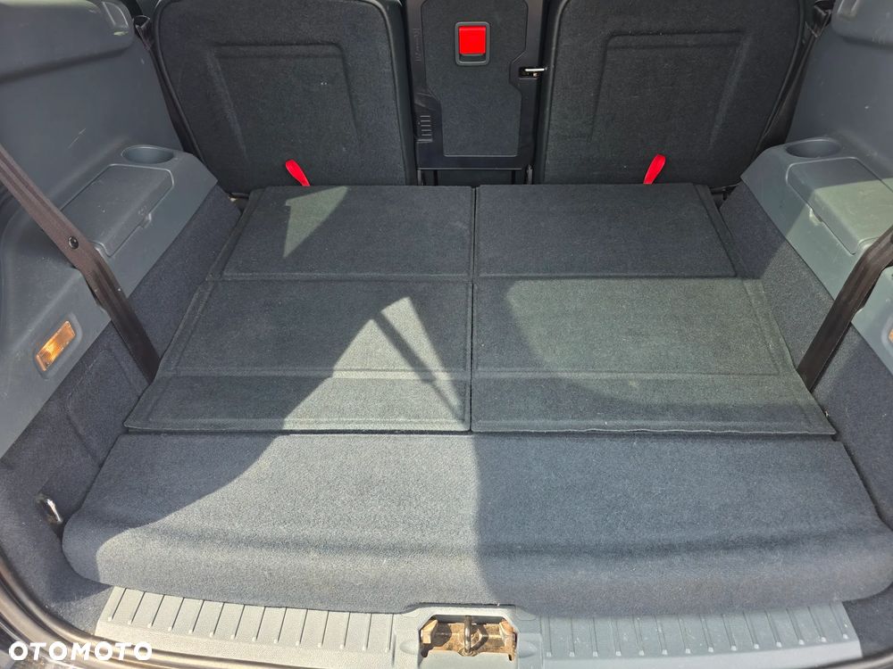 Ford Grand C-MAX 1.6 TDCi Start-Stop-System Titanium - 16