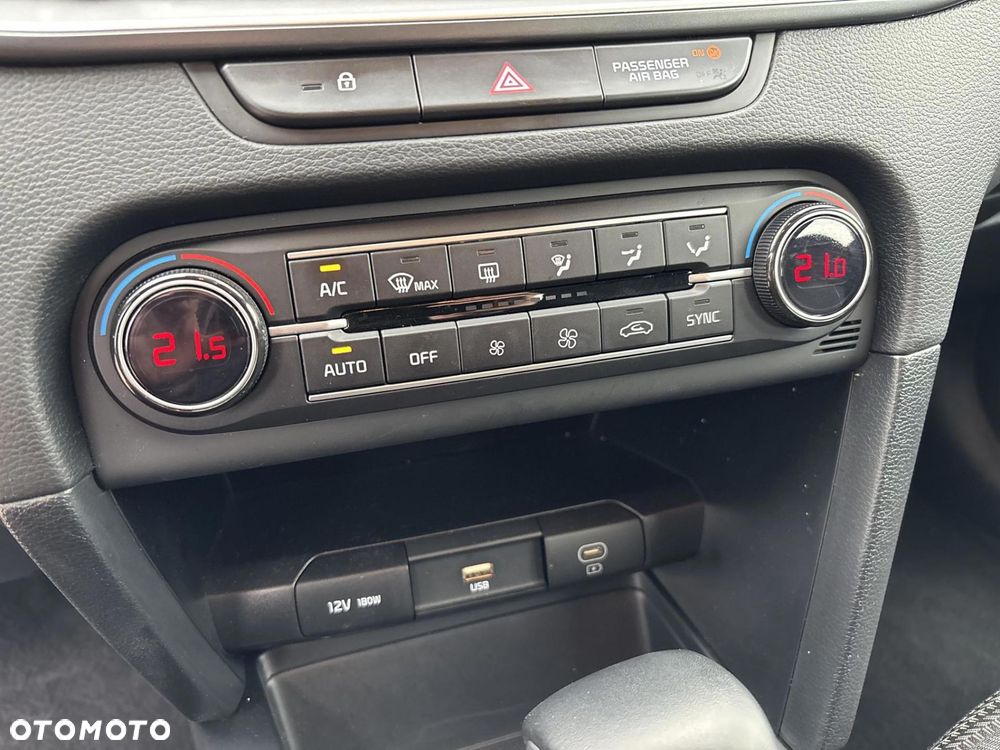 Kia Ceed 1.5 T-GDI M DCT - 26