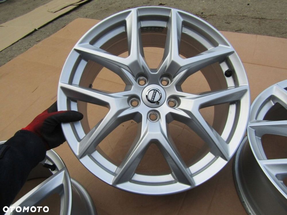 Felgi 18 Volvo XC40 XC60 XC 60 V90 S90 Ford Focus Kuga Mondeo S-MAX C-MAX - 15