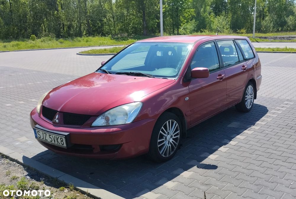 Mitsubishi Lancer 1.6 Invite - 2