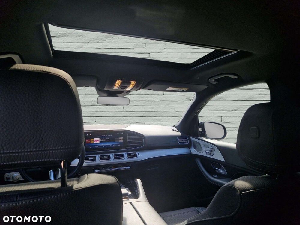 Mercedes-Benz GLS - 10
