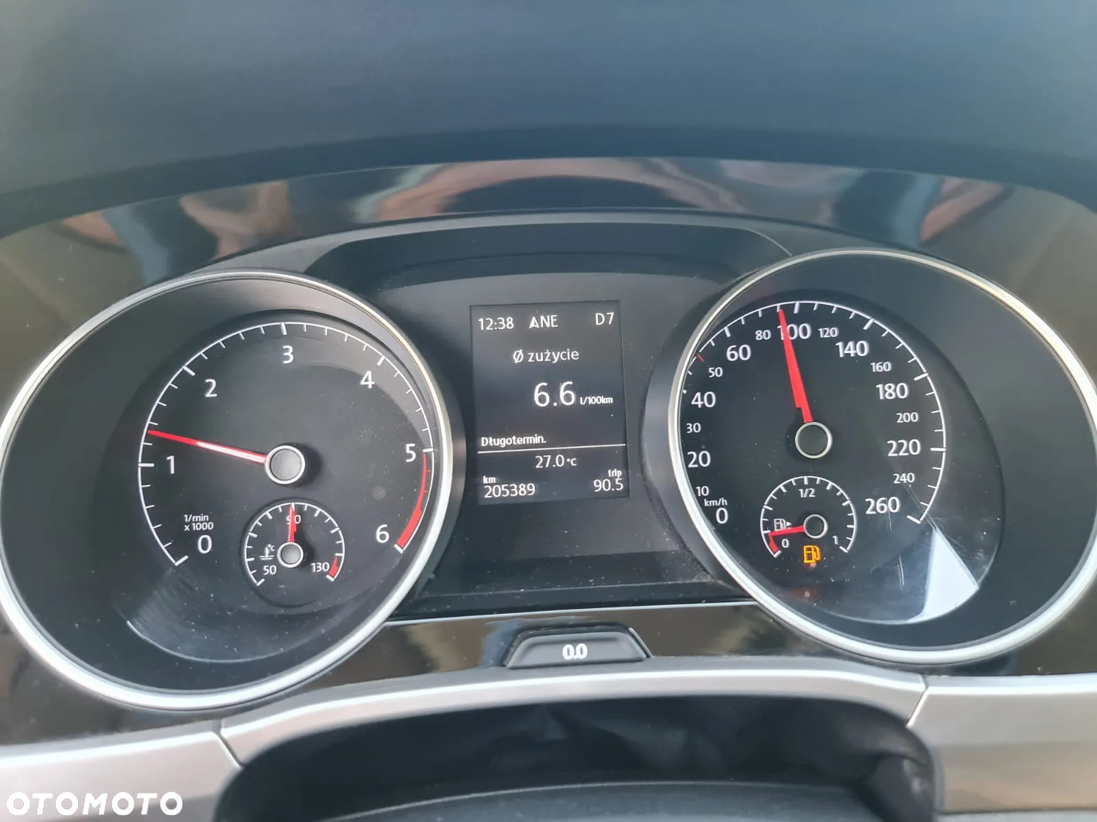 Volkswagen Touran - 16