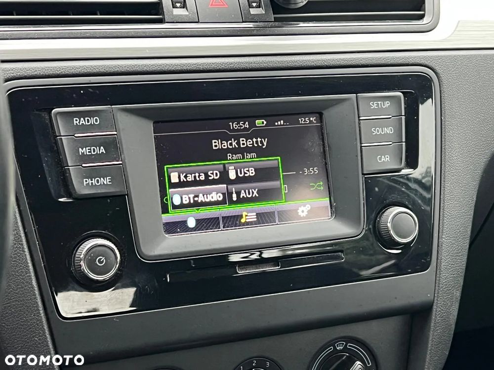 Skoda RAPID 1.4 TDI DPF Style DSG - 21