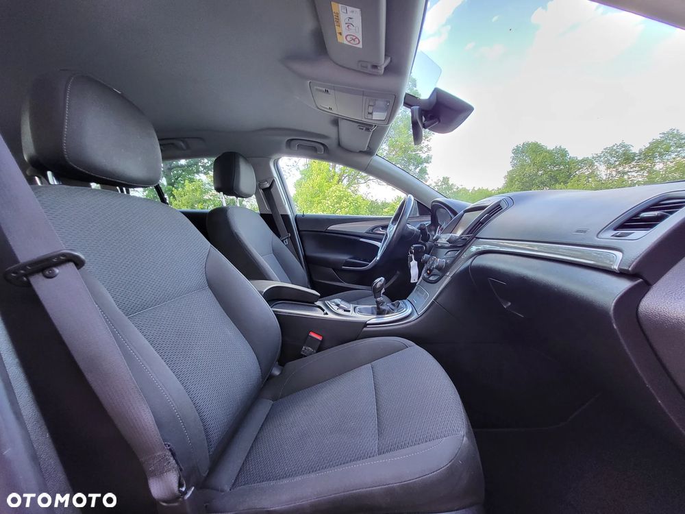 Opel Insignia - 17