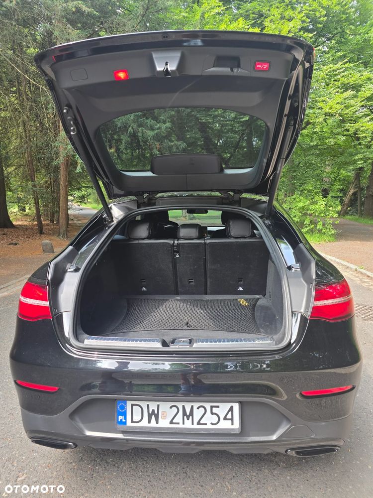 Mercedes-Benz GLC - 12