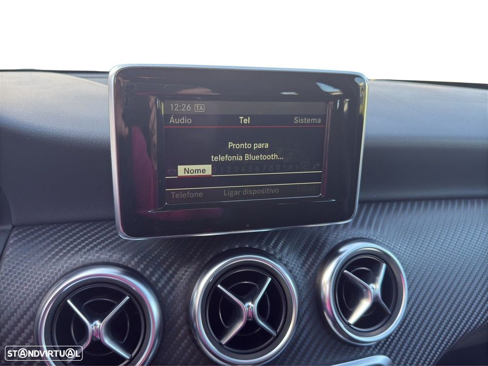 Mercedes-Benz A 180 d AMG Line - 15