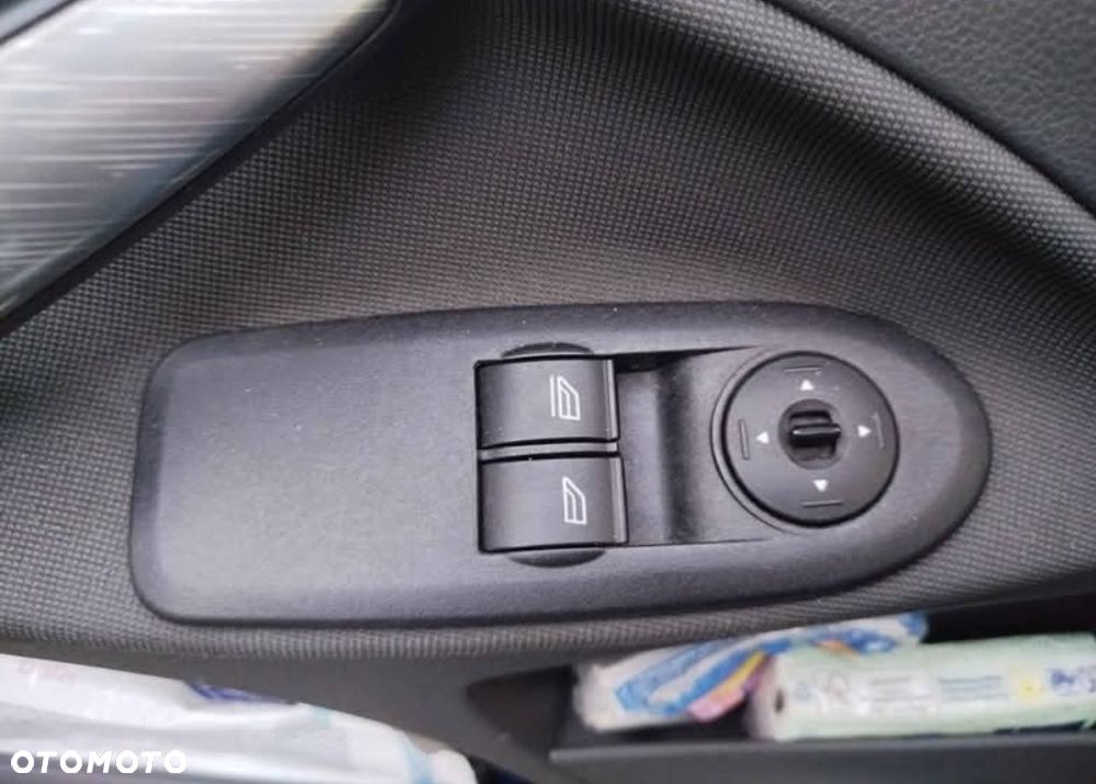 Ford C-MAX - 9