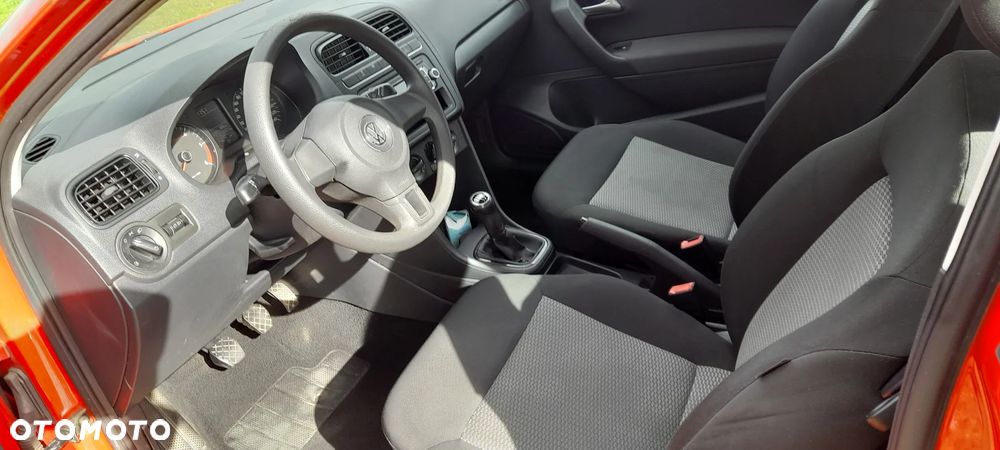 Volkswagen Polo 1.6 TDI DPF BlueMot Comfortline - 16