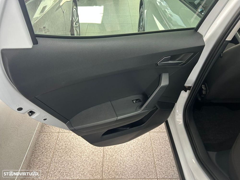 SEAT Arona 1.0 TSI Style DSG - 11