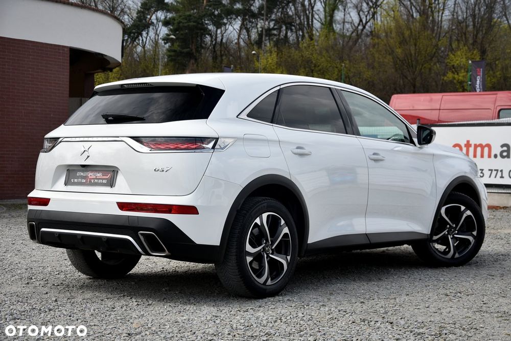 DS Automobiles DS 7 Crossback - 11