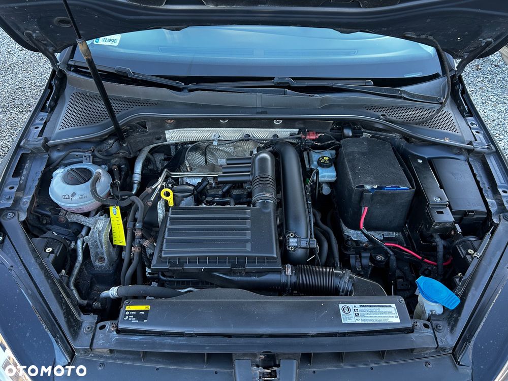 Volkswagen Golf 1.4 TSI BMT Comfortline - 35