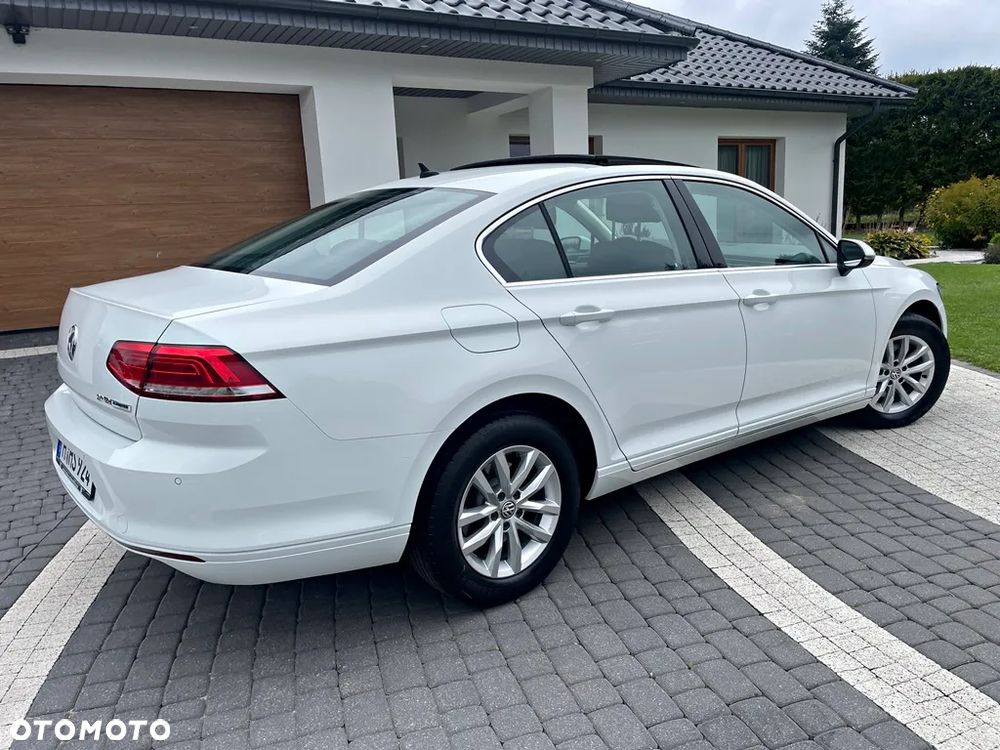 Volkswagen Passat 2.0 TDI SCR (BlueMotion Technology) DSG Comfortline - 11