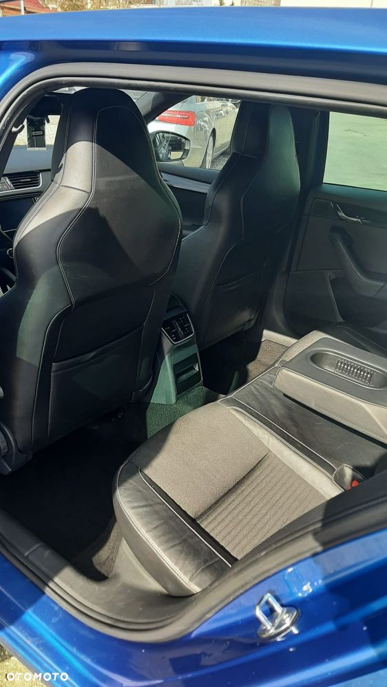 Skoda Octavia 2.0 TDI RS - 16