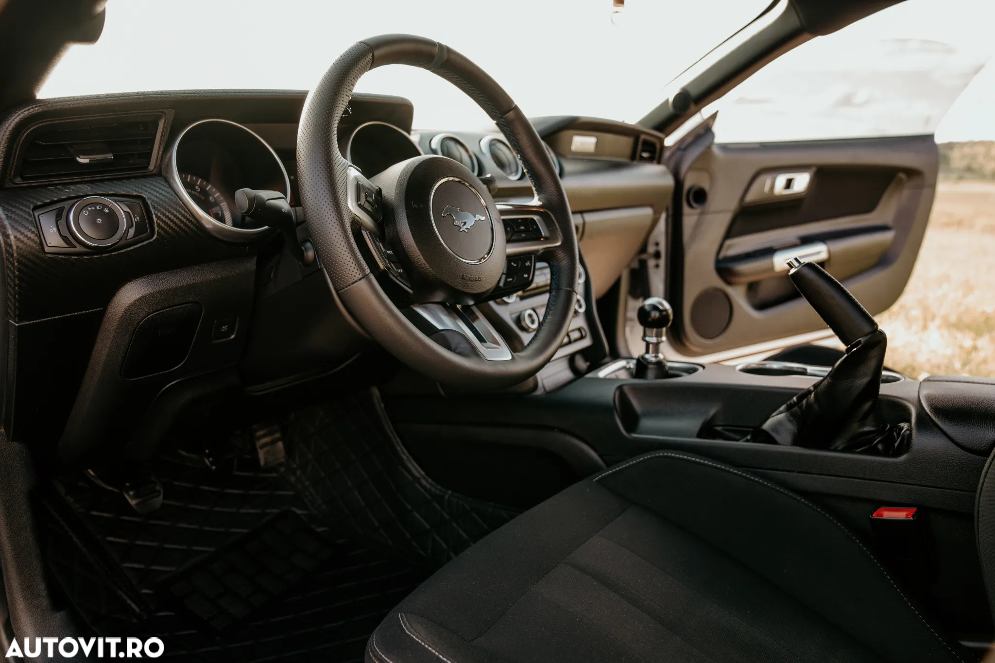 Ford Mustang 2.3 Eco Boost - 26