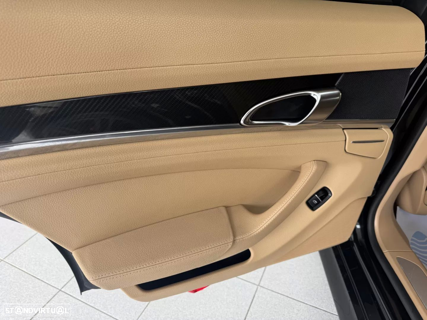 Porsche Panamera Standard - 23