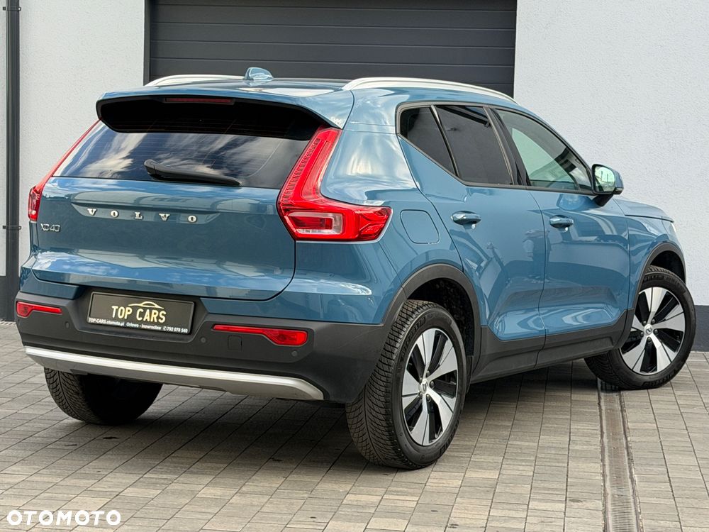 Volvo XC 40 B3 B DKG Plus Dark - 24
