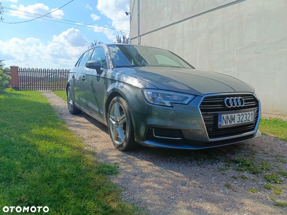 Audi A3 Sportback 1.6 TDI (clean diesel) Ambiente - 2