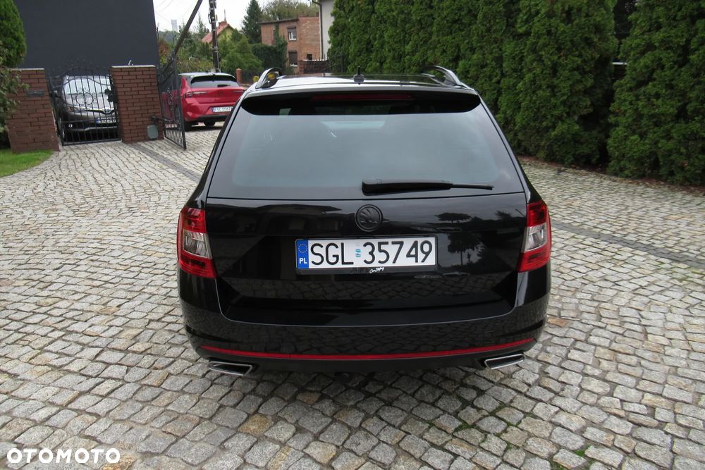 Skoda Octavia 2.0 TDI DSG RS - 12