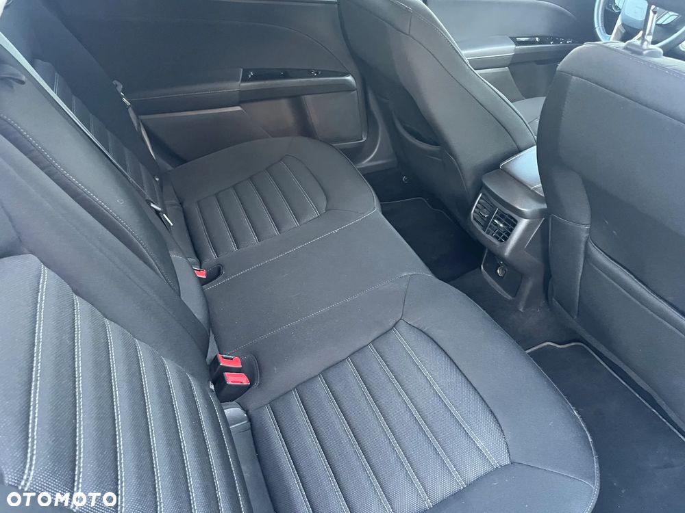 Ford Mondeo - 9
