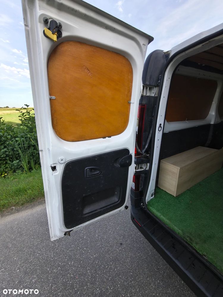 Renault Trafic - 10