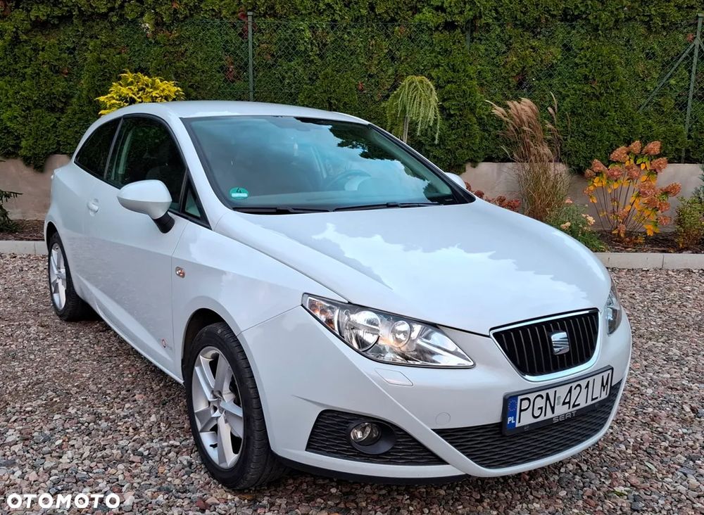 Seat Ibiza SC 1.4 16V Sport - 1