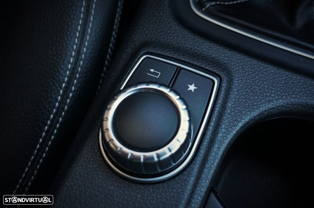 Mercedes-Benz CLA 200 Shooting Brake (CDI) d Urban - 38