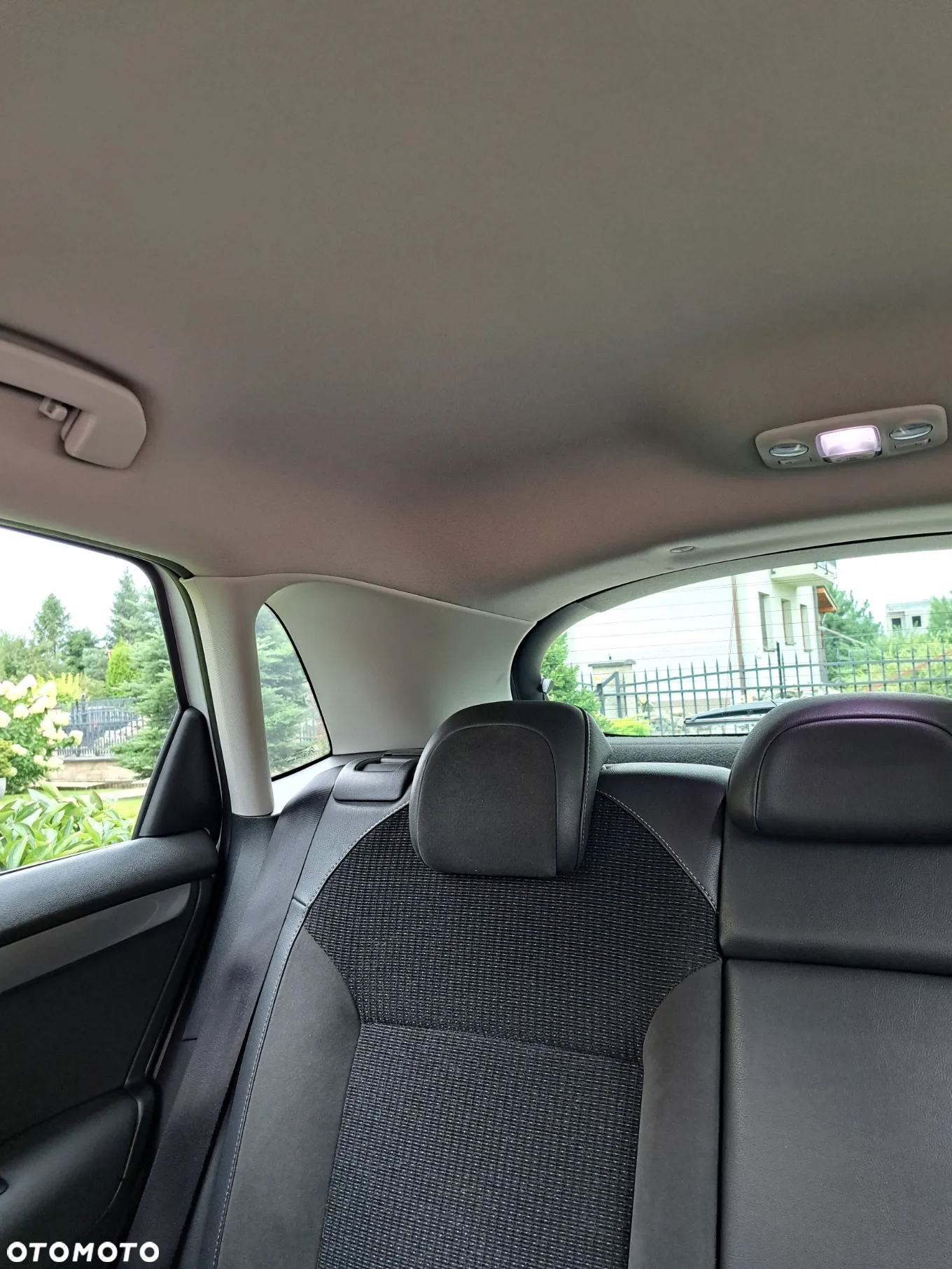 Citroën C4 1.2 PureTech Shine S&S - 14