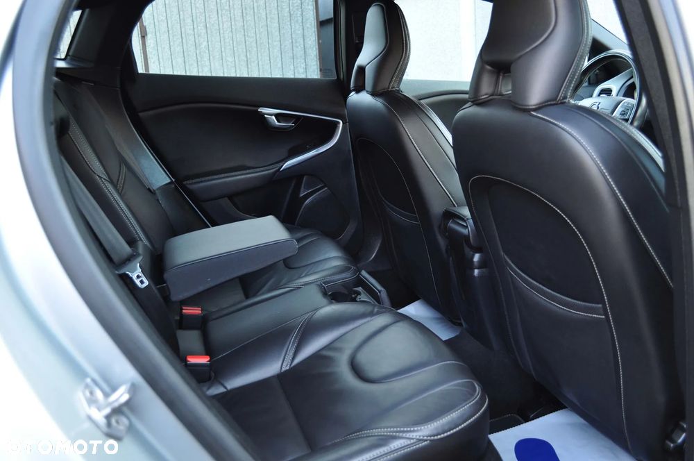 Volvo V40 D2 RDesign - 20