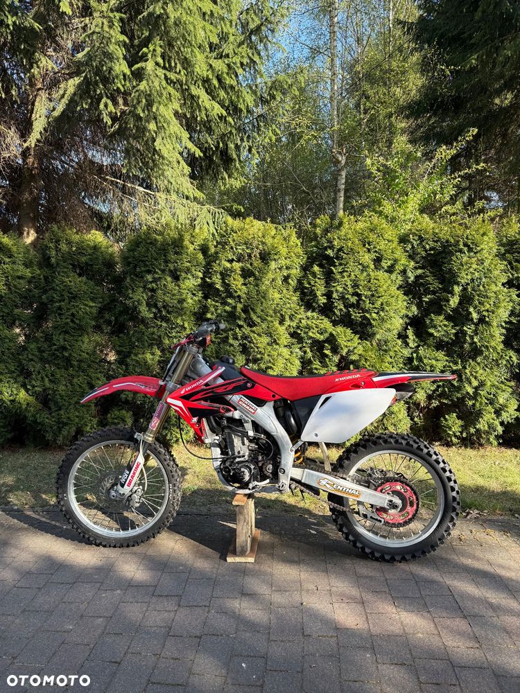 Honda CRF - 1
