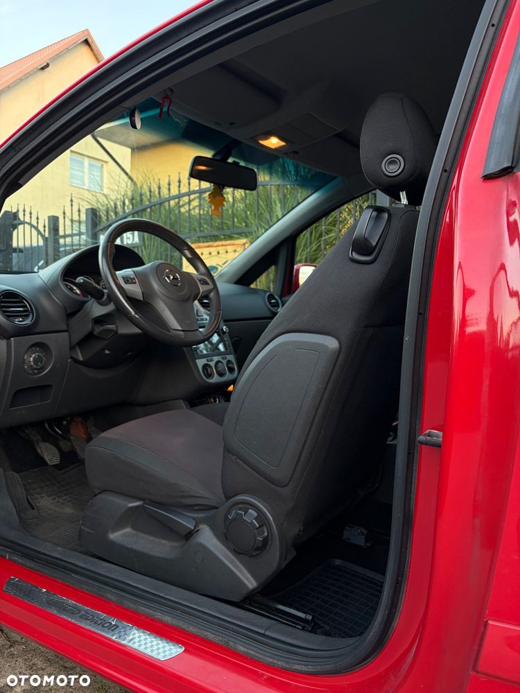 Opel Corsa 1.4 16V Sport - 7