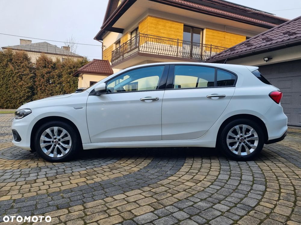 Fiat Tipo 1.4 T-Jet 16v Lounge - 23