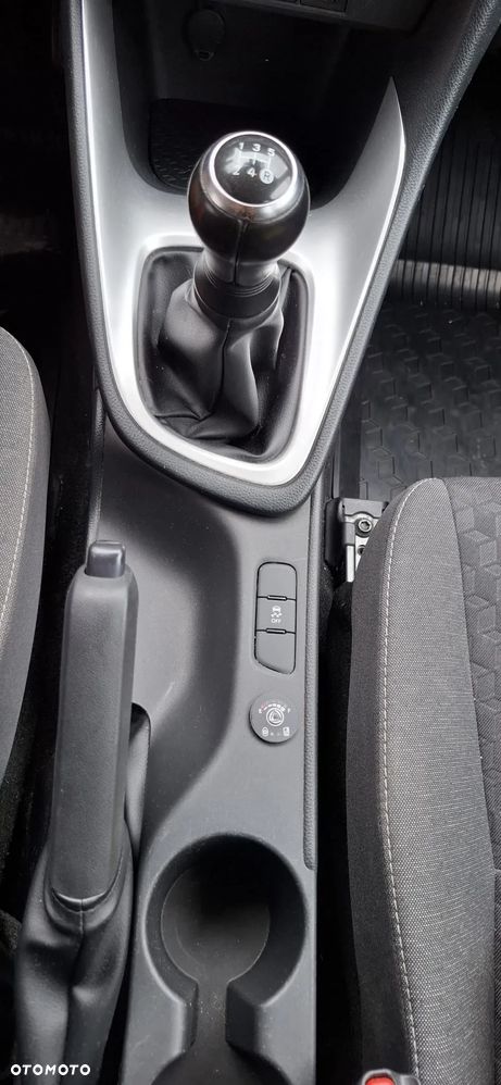 Toyota Yaris 1.0 Comfort - 4
