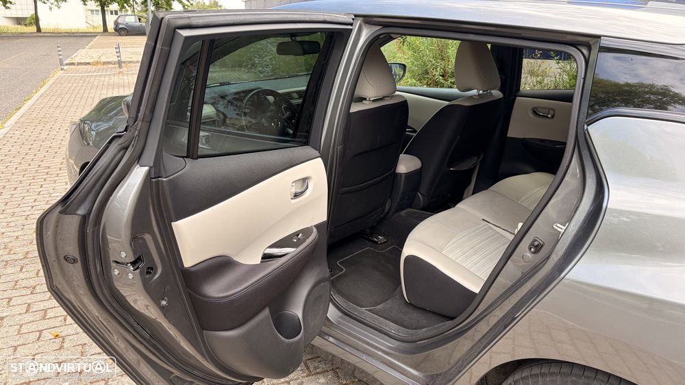 Nissan Leaf N-Connecta Two Tone - 19