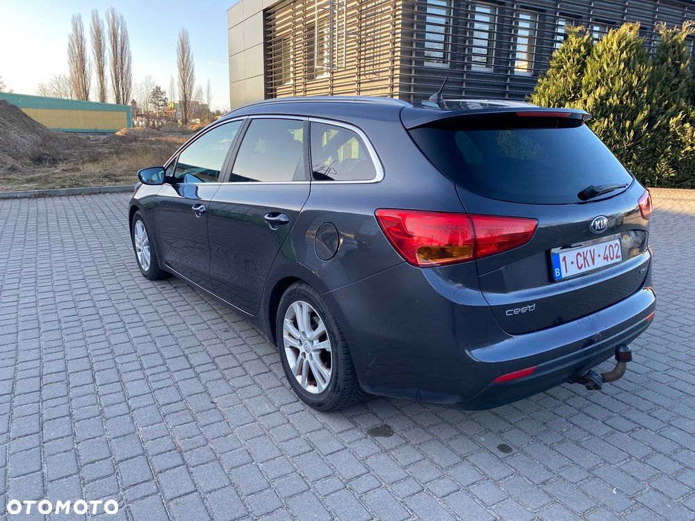 Kia Ceed 1.6 CRDi L - 6