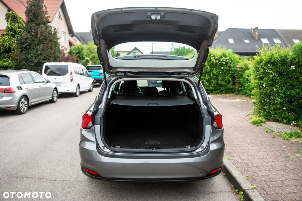 Fiat Tipo 1.4 T-Jet 16v Easy - 14