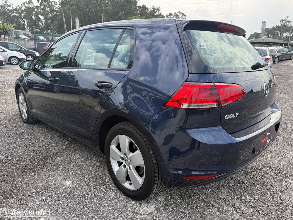 VW Golf 1.6 TDI Confortline - 6