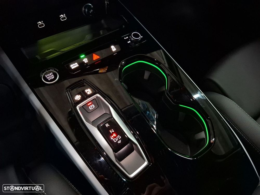 Audi A5 e-hybrid quattro — fotografia 18