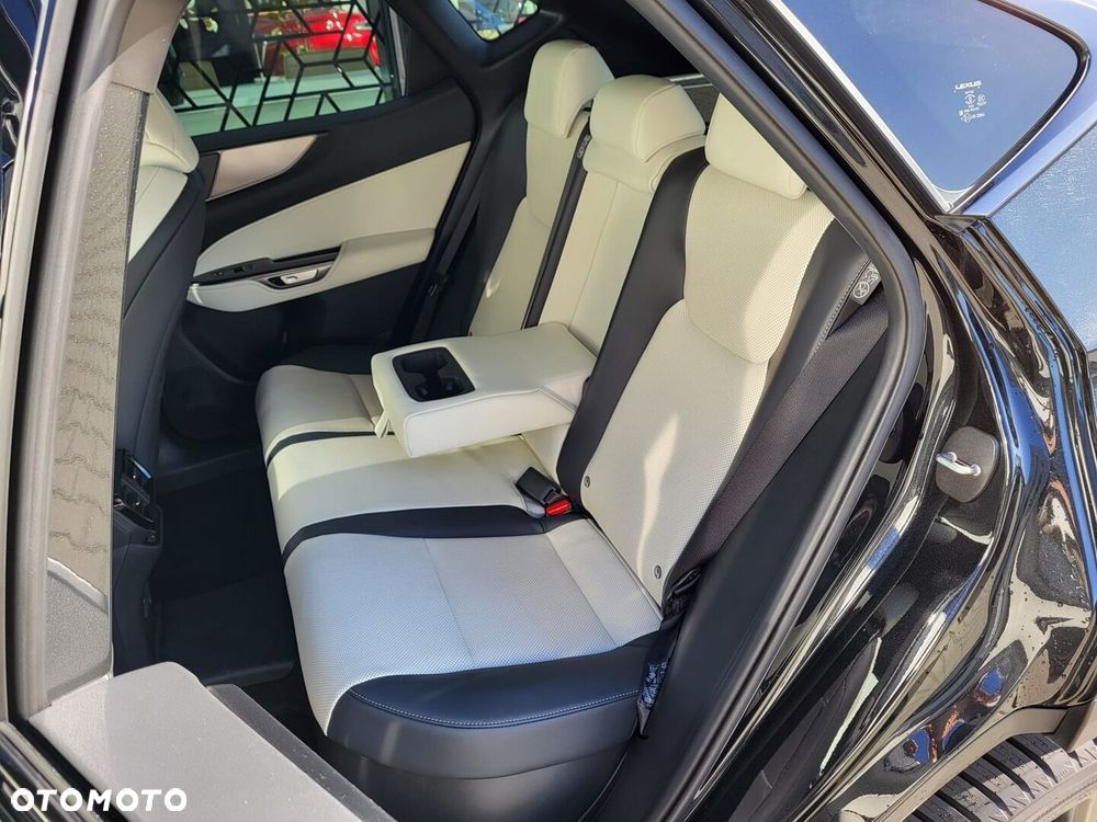 Lexus NX - 8