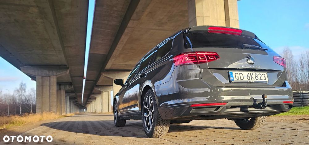 Volkswagen Passat 2.0 TDI EVO Business DSG - 17